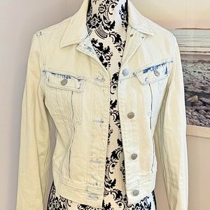 Aritzia TNA acid washed light cropped denim jacket